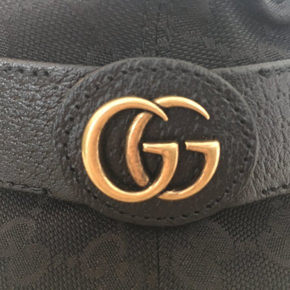 Gucci Black Canvas GG Supreme Bucket Hat NWT - Picture 2 of 3
